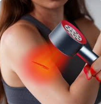 RED LIGHT     /       Enhances recovery, reduces inflammation, and boosts collagen.
